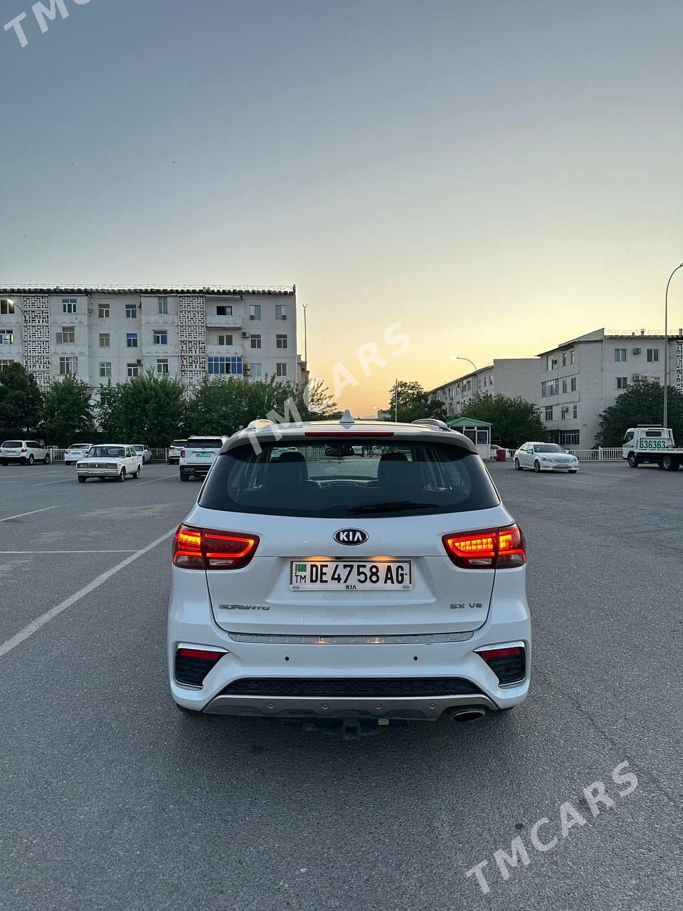 Kia Sorento 2020 - 310 000 TMT - Ашхабад - img 4