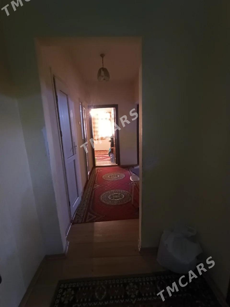 СРОЧНО ДЕШЕВО МИР 7   3 КОМ - Parahat 7 - img 5