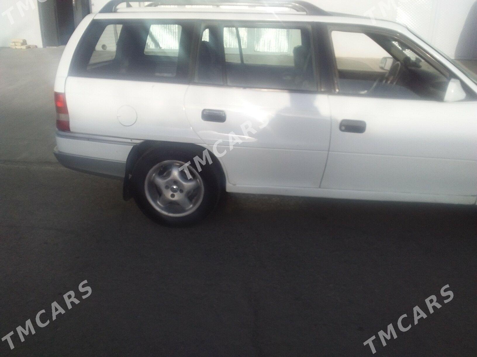 Opel Astra 1993 - 32 000 TMT - Türkmenabat - img 2