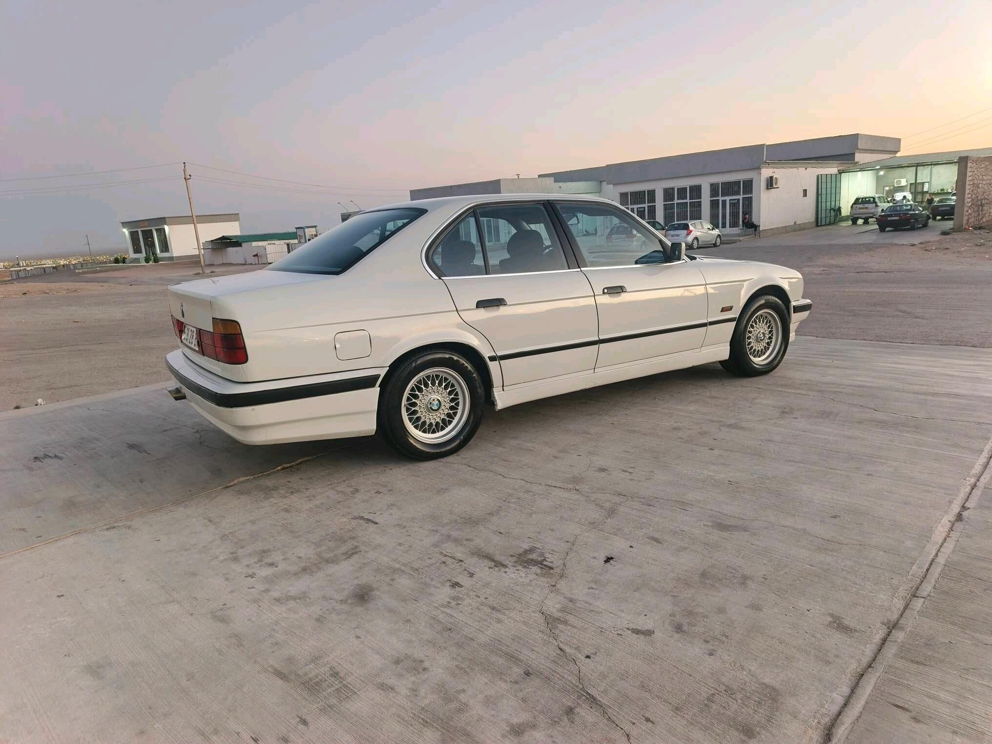 BMW E34 1991 - 70 000 TMT - Балканабат - img 2