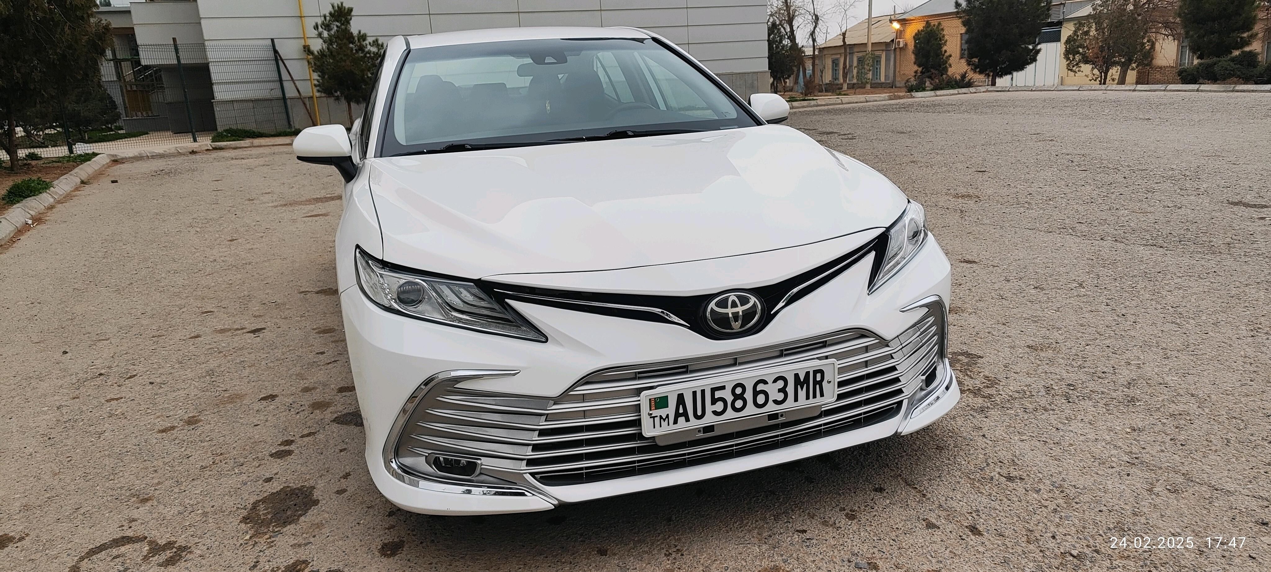 Toyota Camry 2020 - 290 000 TMT - Мары - img 3