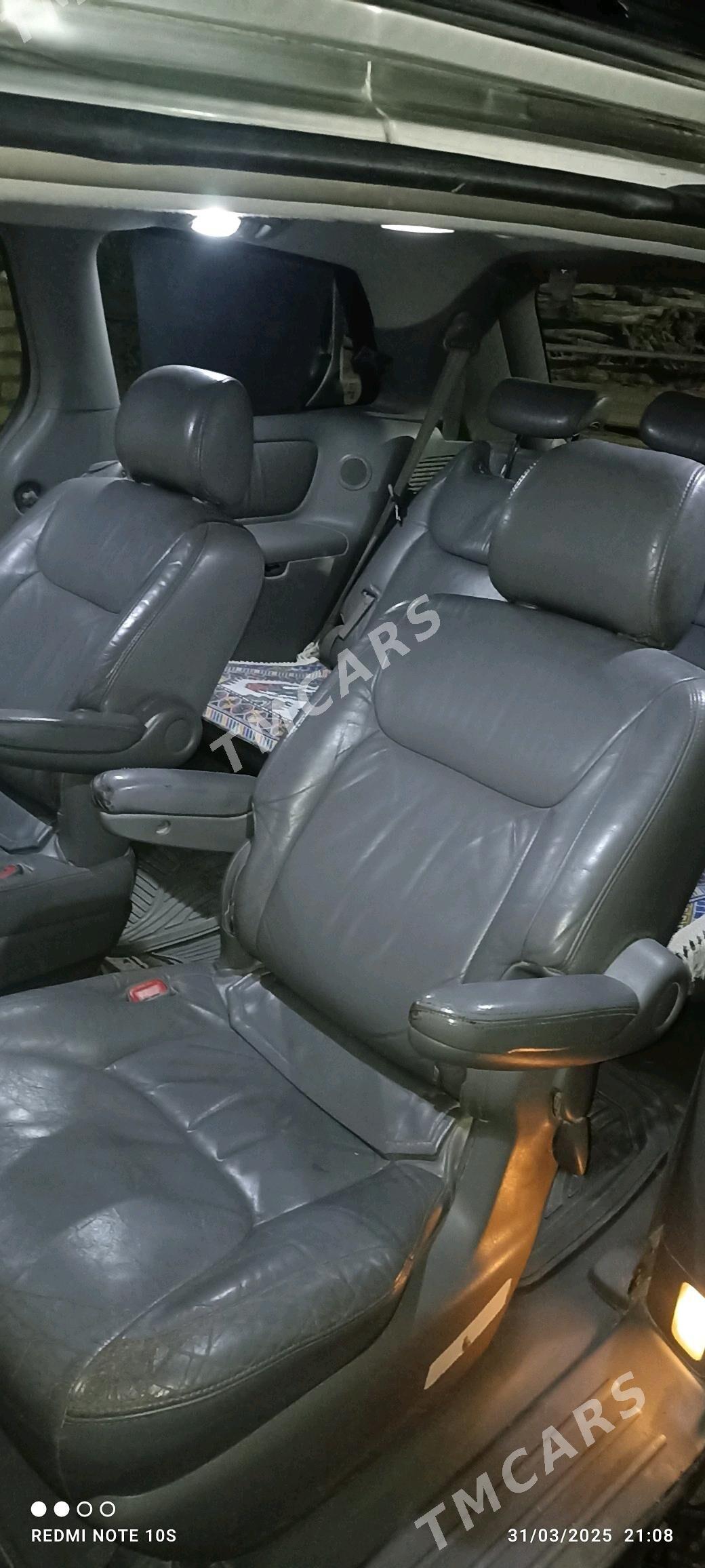 Toyota Sienna 2004 - 220 000 TMT - Гарабекевюл - img 2