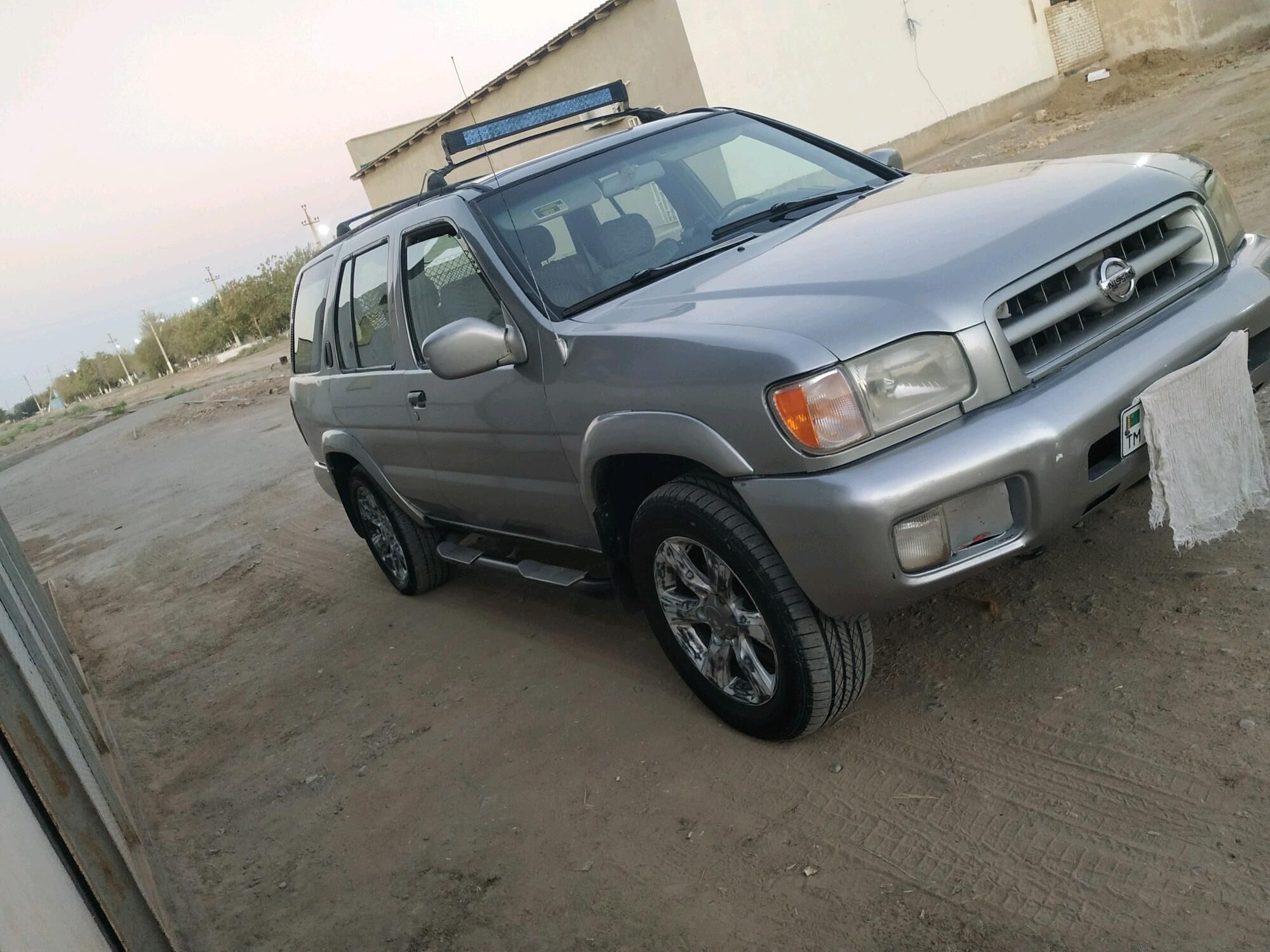 Nissan Pathfinder 1999 - 90 000 TMT - Бабадайхан - img 7