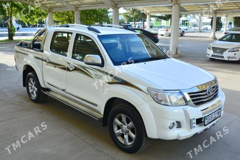 Toyota Hilux 2014 - 420 000 TMT - Мары - img 3