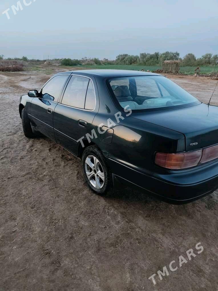 Toyota Camry 1995 - 80 000 TMT - етр. Туркменбаши - img 3
