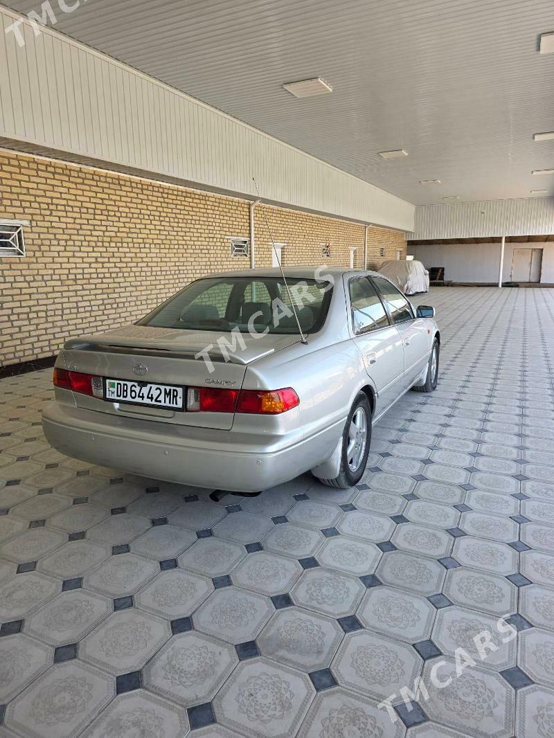 Toyota Camry 2001 - 140 000 TMT - Мары - img 4