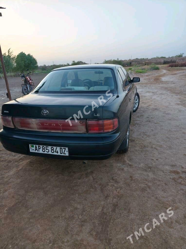 Toyota Camry 1995 - 80 000 TMT - етр. Туркменбаши - img 4