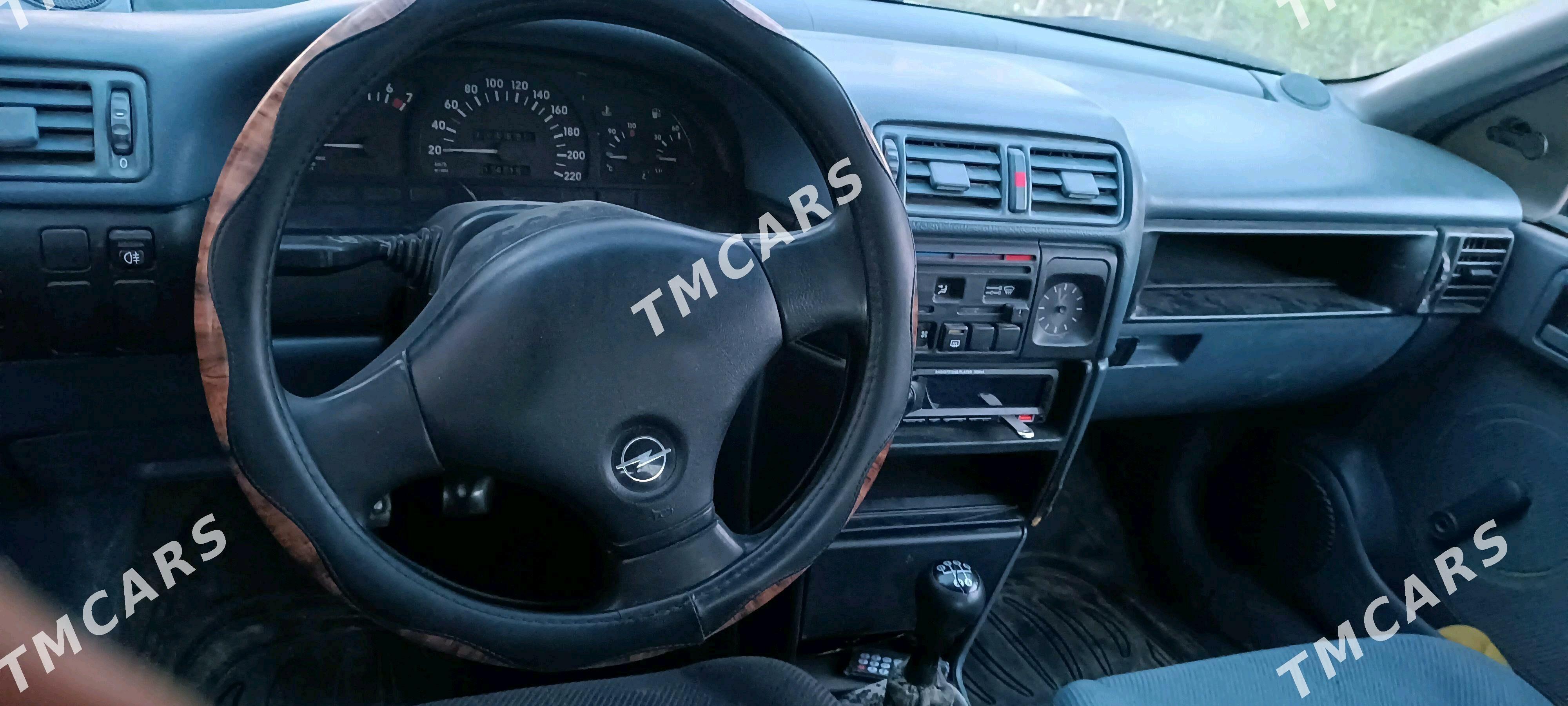 Opel Vectra 1991 - 35 000 TMT - Ак-Бугдайский этрап - img 2