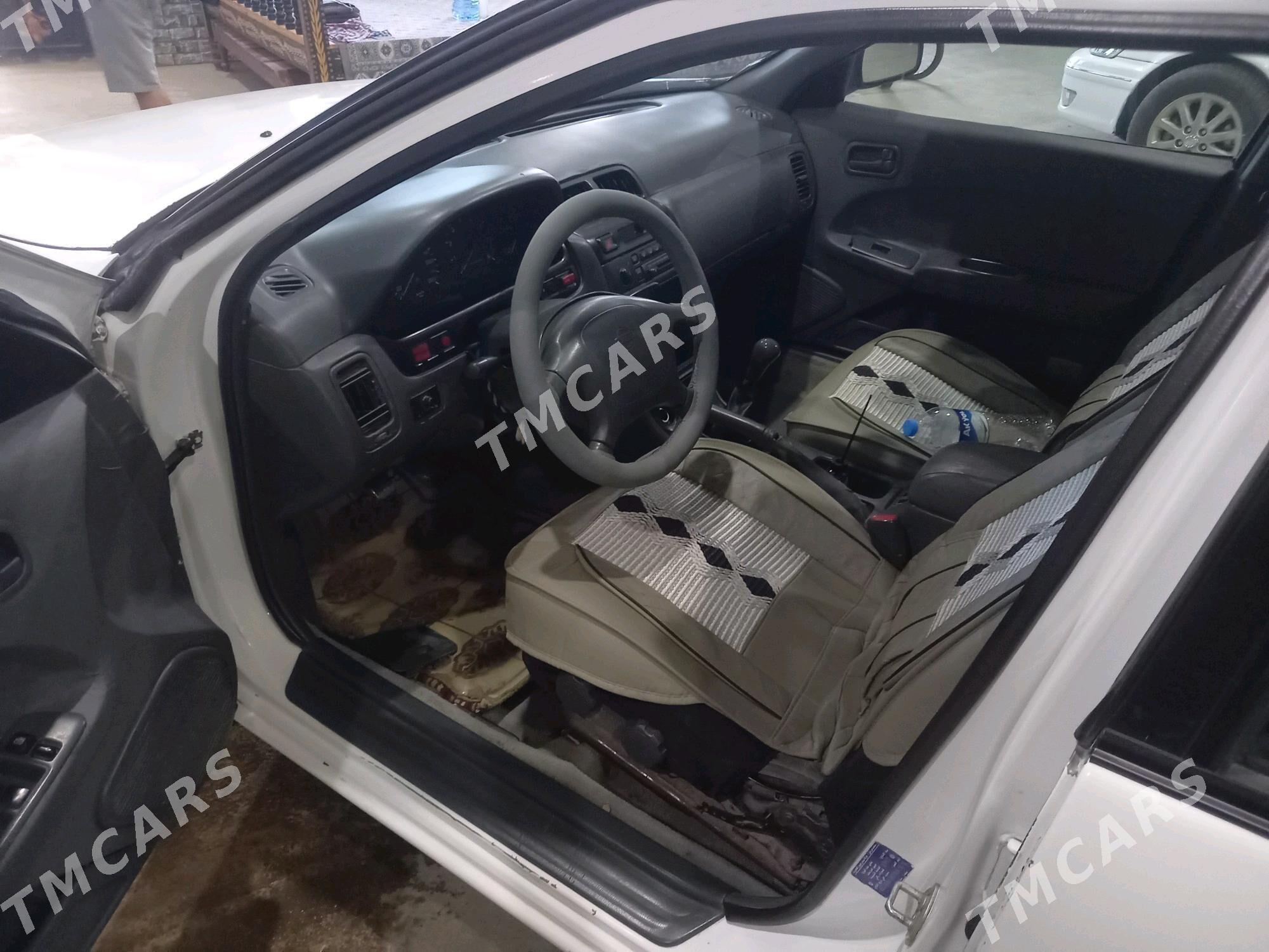 Nissan Maxima 1997 - 60 000 TMT - Türkmenabat - img 3