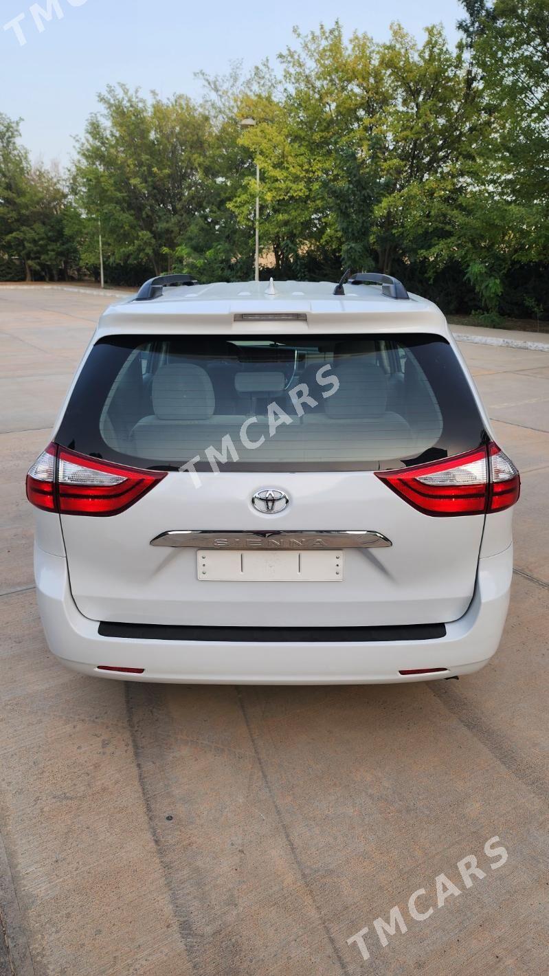 Toyota Sienna 2019 - 377 000 TMT - Aşgabat - img 3