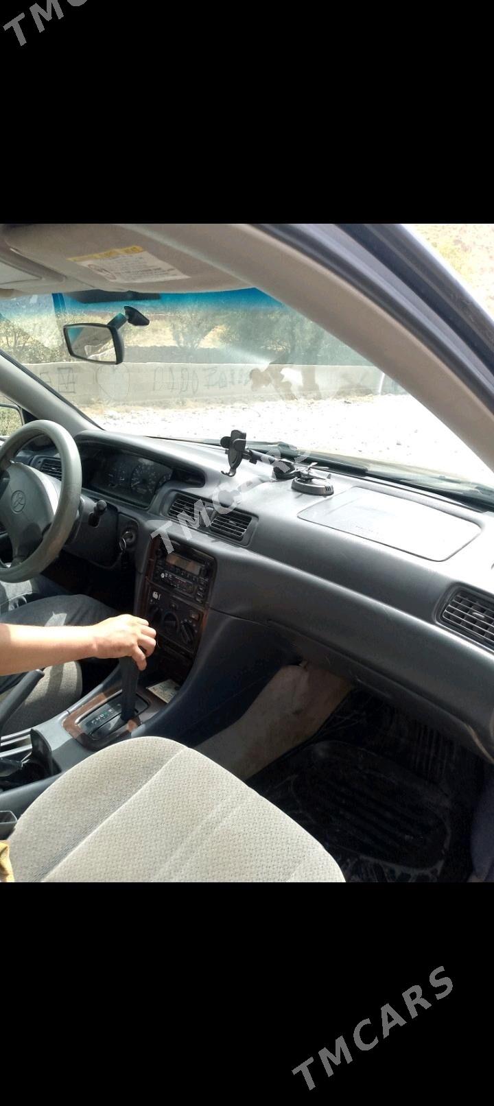 Toyota Camry 2001 - 110 000 TMT - Койтендаг - img 5