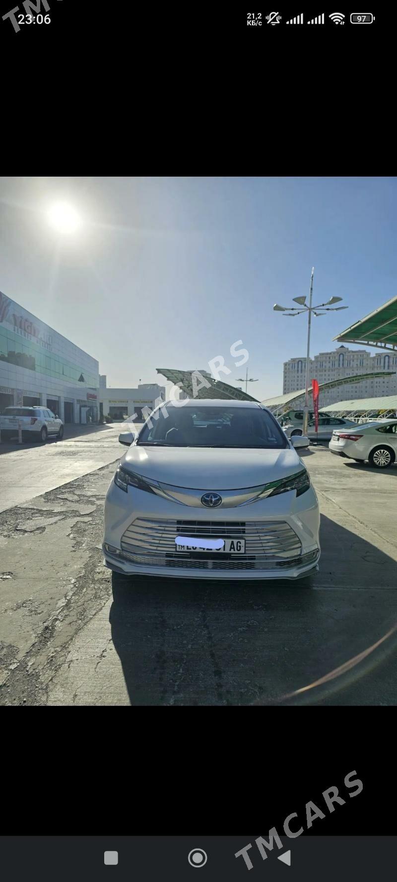 Toyota Sienna 2022 - 510 000 TMT - Ашхабад - img 2