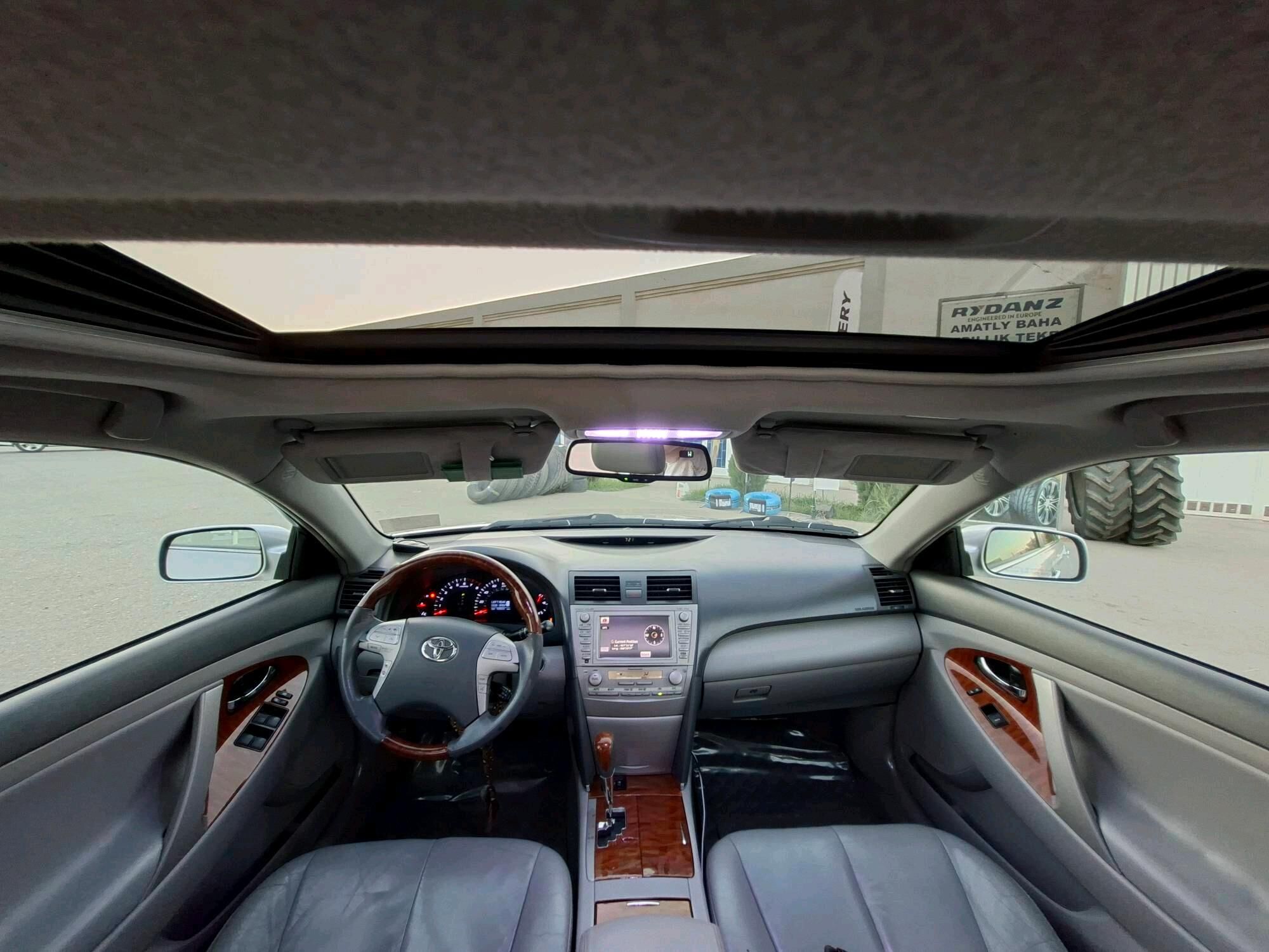 Toyota Camry 2011 - 270 000 TMT - Анев - img 5