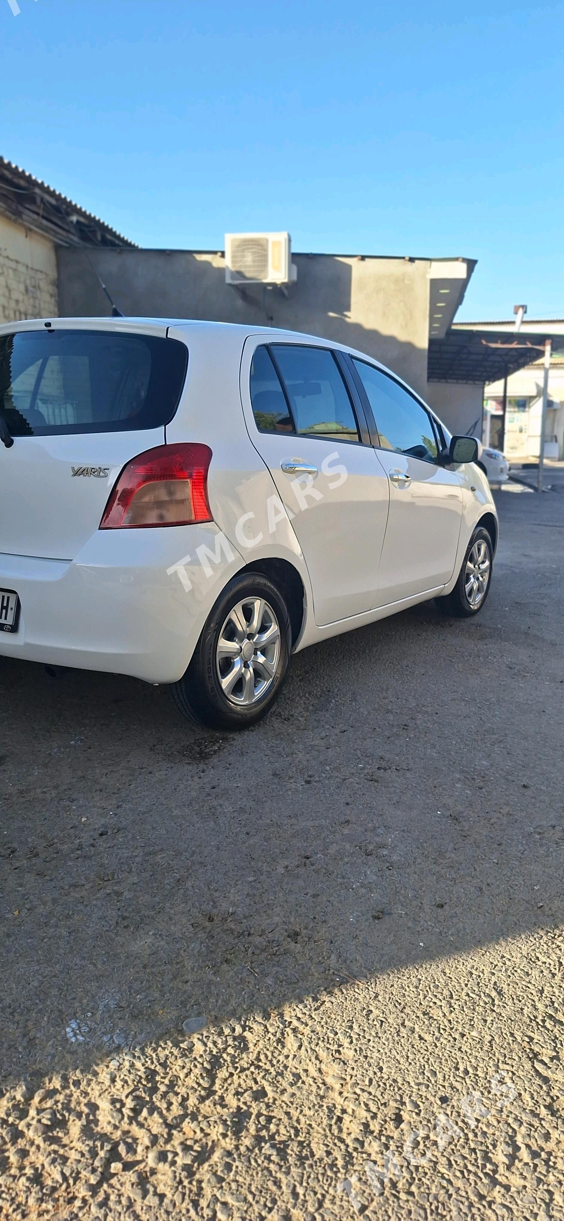 Toyota Yaris 2006 - 100 000 TMT - Aşgabat - img 5