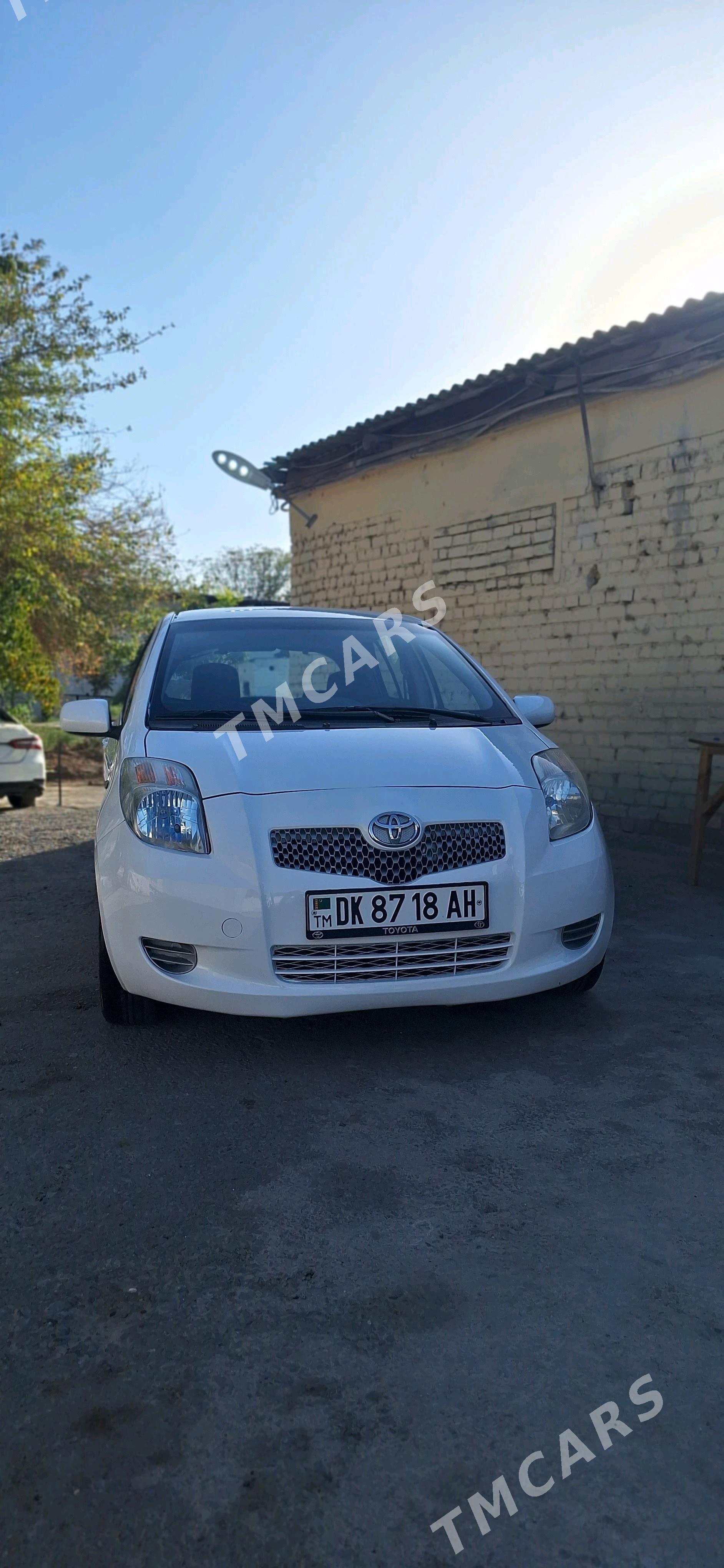 Toyota Yaris 2006 - 100 000 TMT - Aşgabat - img 4