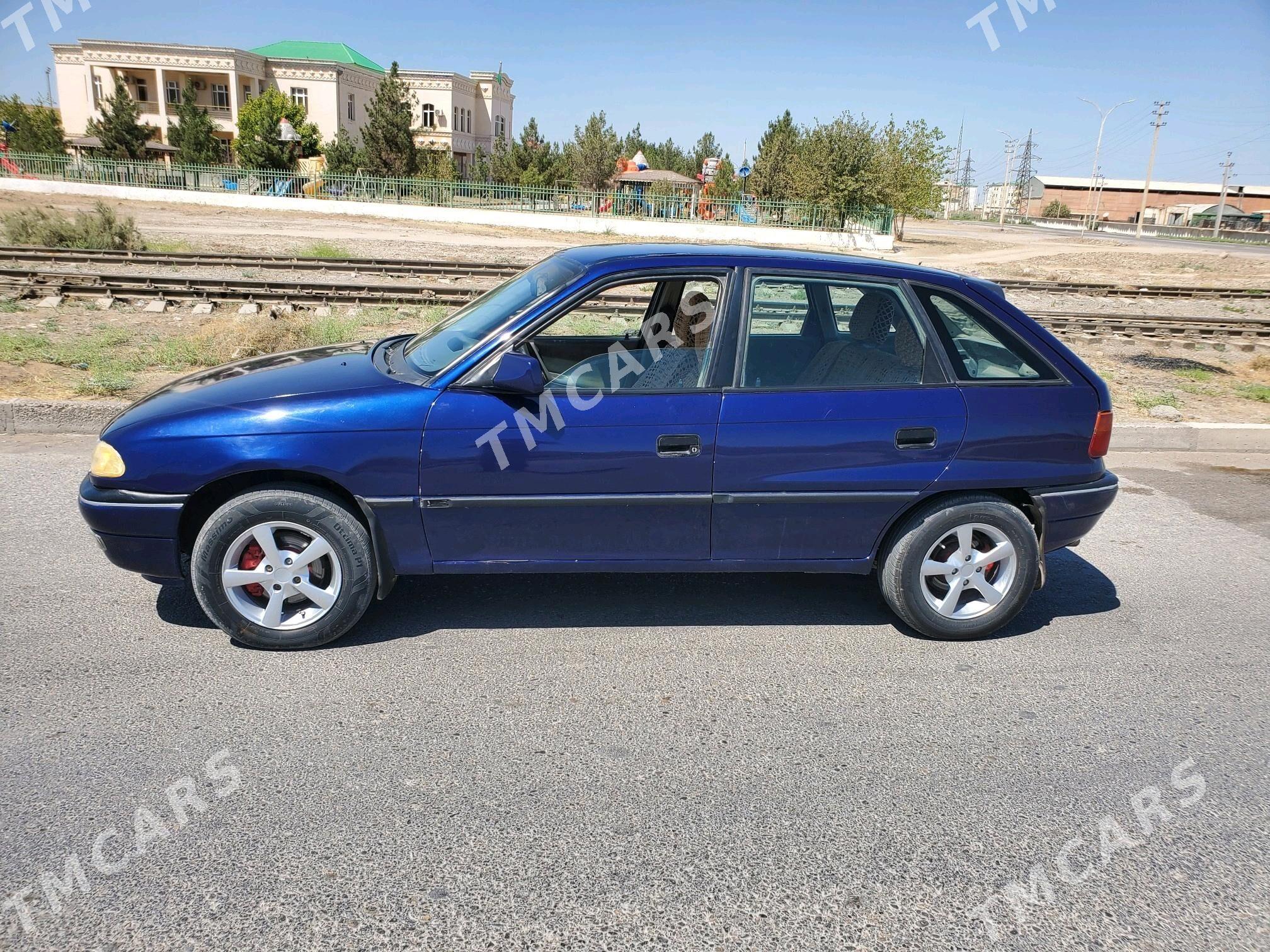 Opel Astra 1994 - 28 000 TMT - Мары - img 6