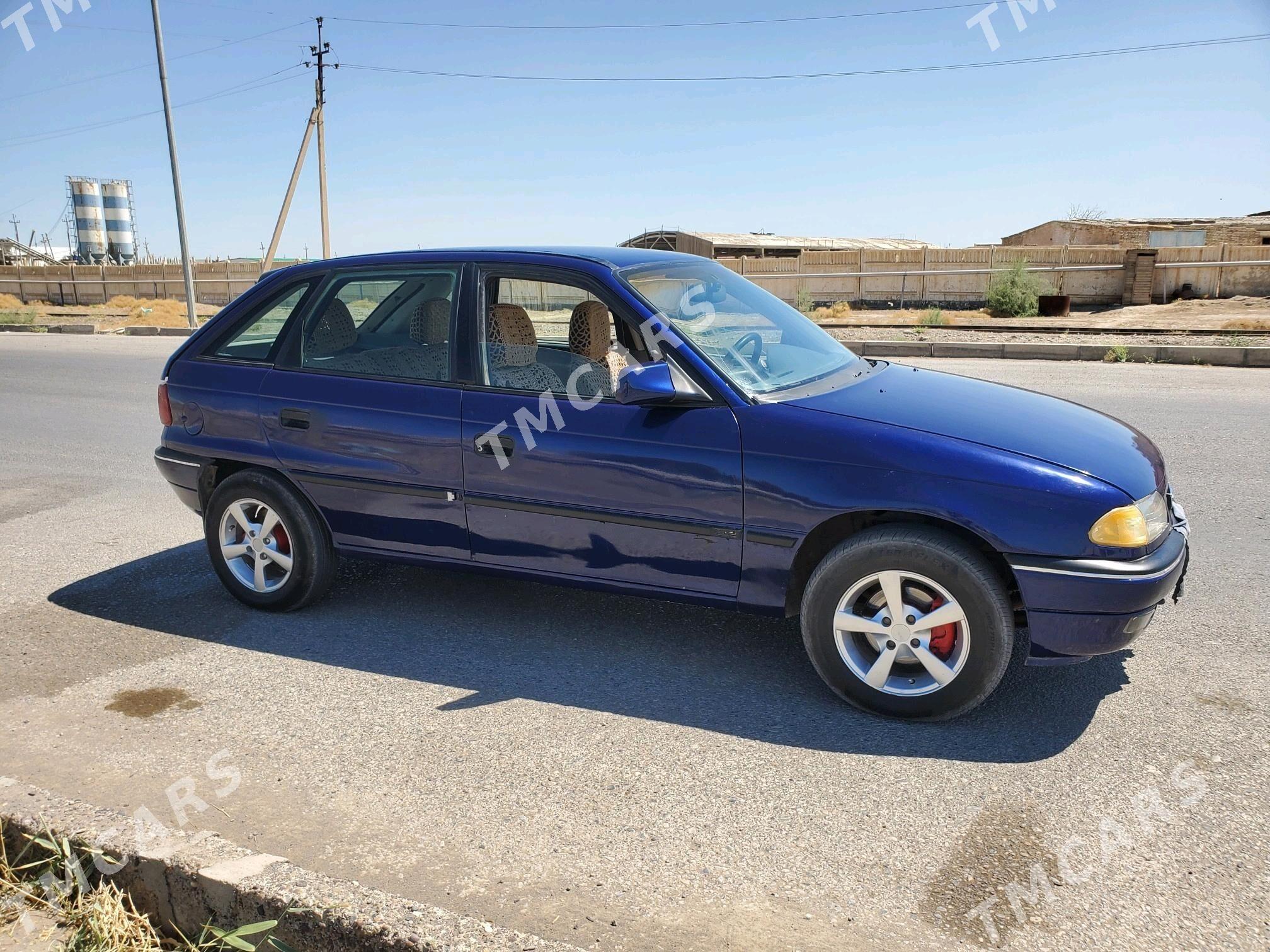 Opel Astra 1994 - 28 000 TMT - Мары - img 2