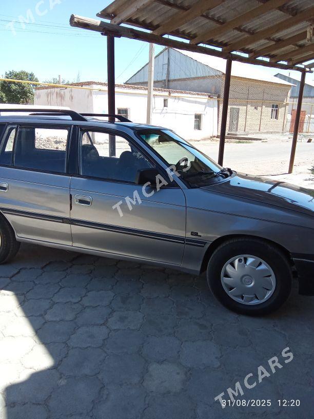 Opel Astra 1993 - 33 000 TMT - Дашогуз - img 3