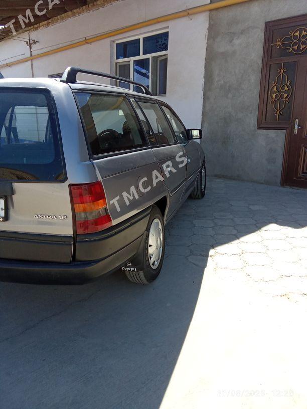 Opel Astra 1993 - 33 000 TMT - Дашогуз - img 4