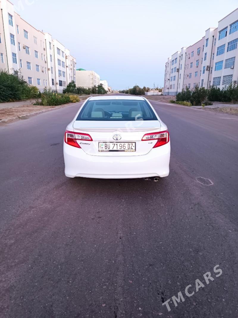 Toyota Camry 2013 - 210 000 TMT - Daşoguz - img 4