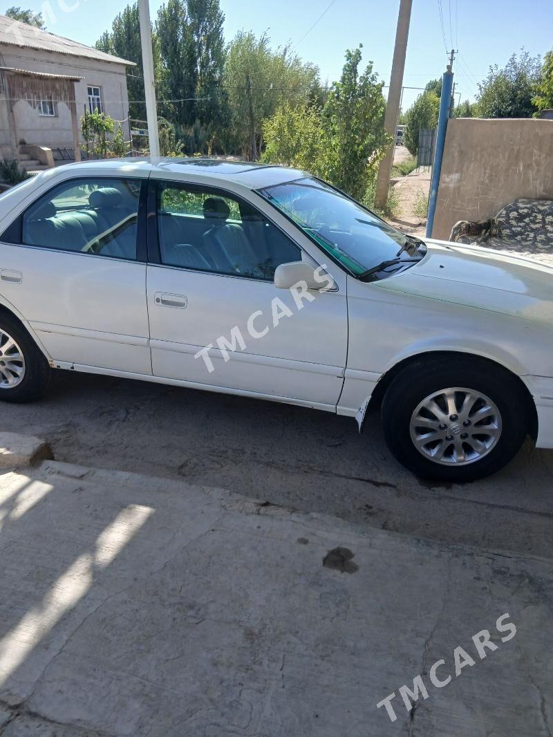 Toyota Camry 1999 - 130 000 TMT - Губадаг - img 5