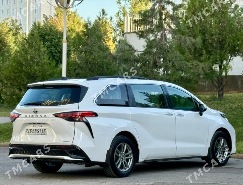 Toyota Sienna 2022 - 497 000 TMT - Ашхабад - img 2