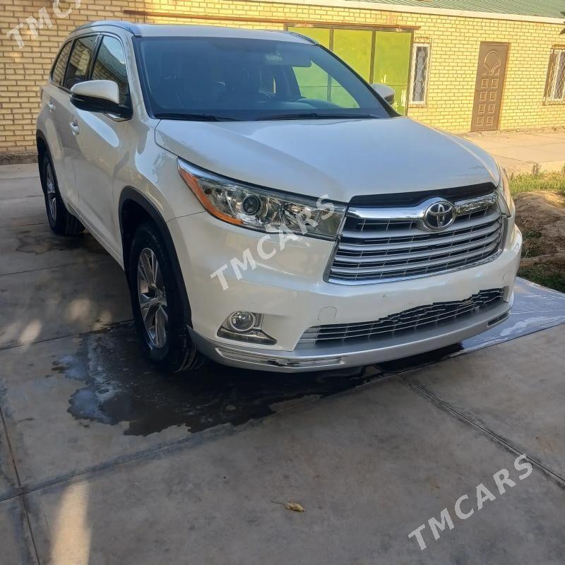 Toyota Highlander 2015 - 370 000 TMT - Мары - img 2