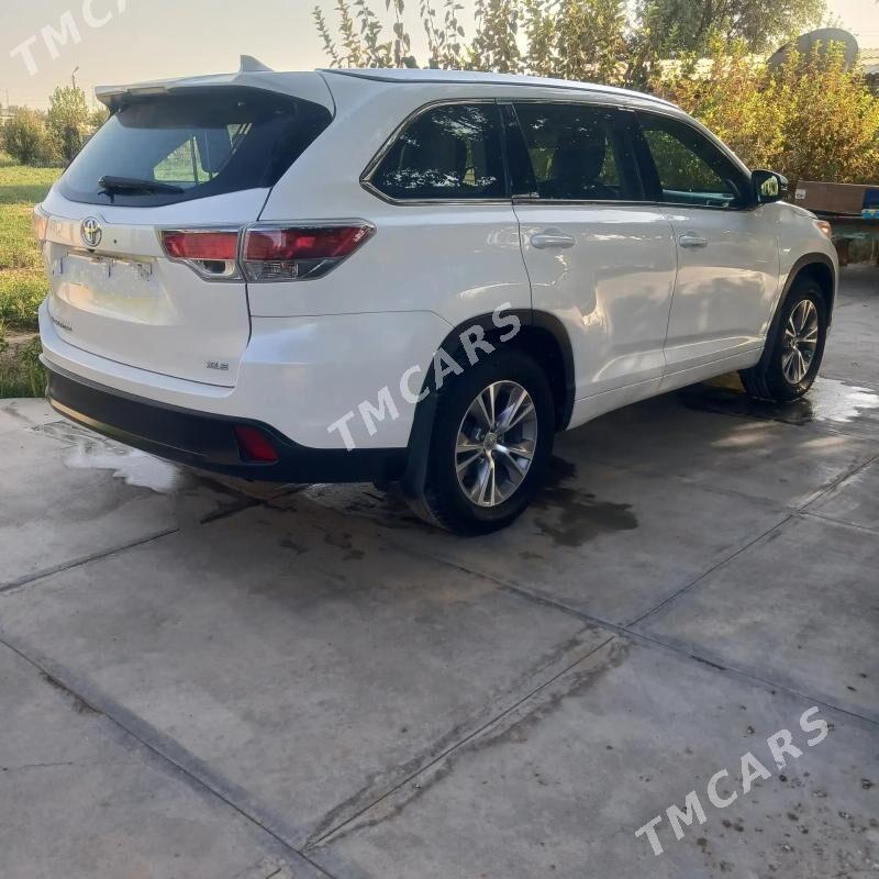 Toyota Highlander 2015 - 370 000 TMT - Мары - img 3