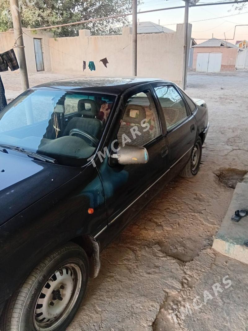Opel Vectra 1992 - 20 000 TMT - Мары - img 3