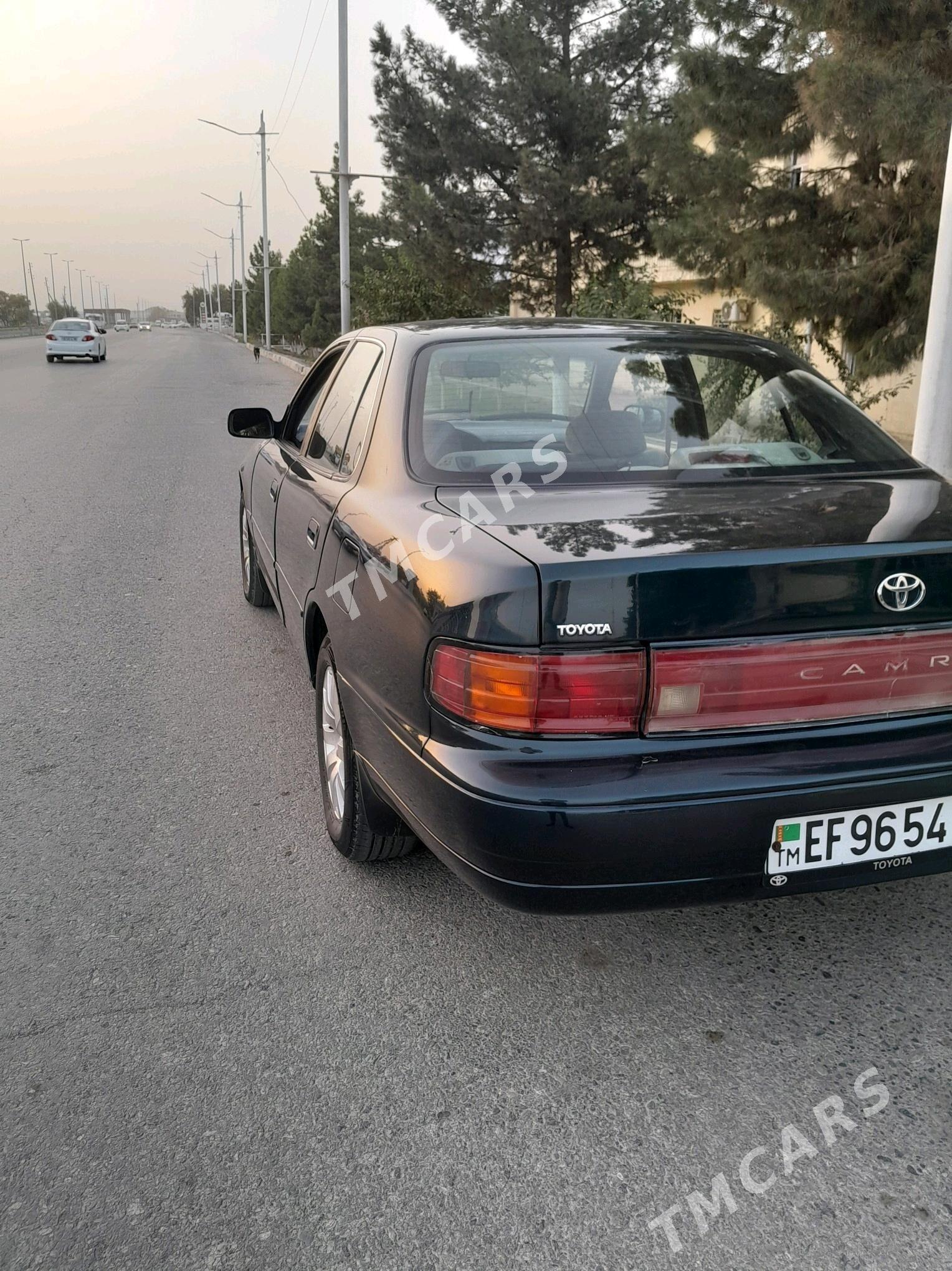 Toyota Camry 1994 - 85 000 TMT - Мары - img 4