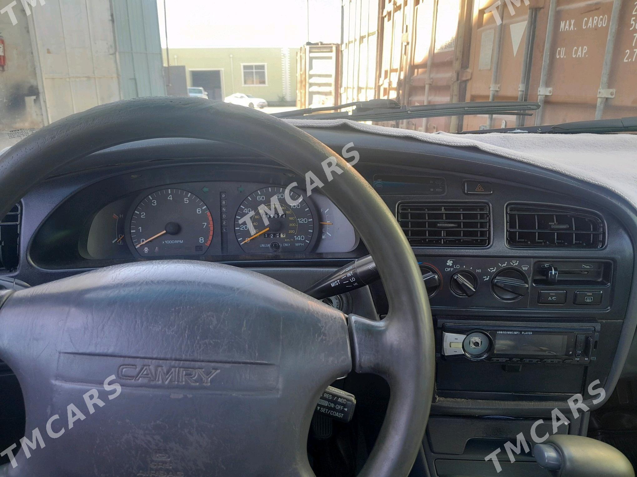 Toyota Camry 1994 - 85 000 TMT - Мары - img 7