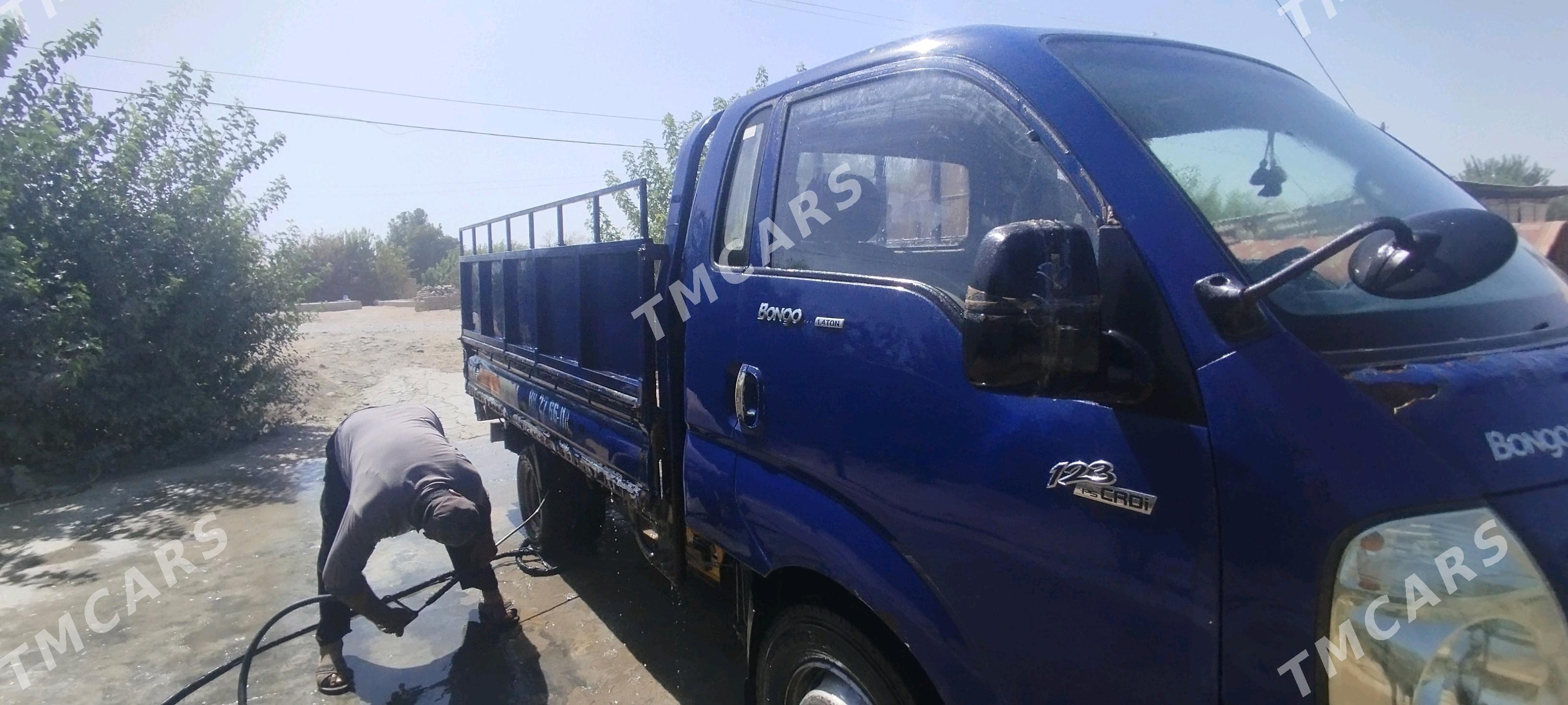 Kia Bongo 2004 - 170 000 TMT - Каракумский этрап - img 5