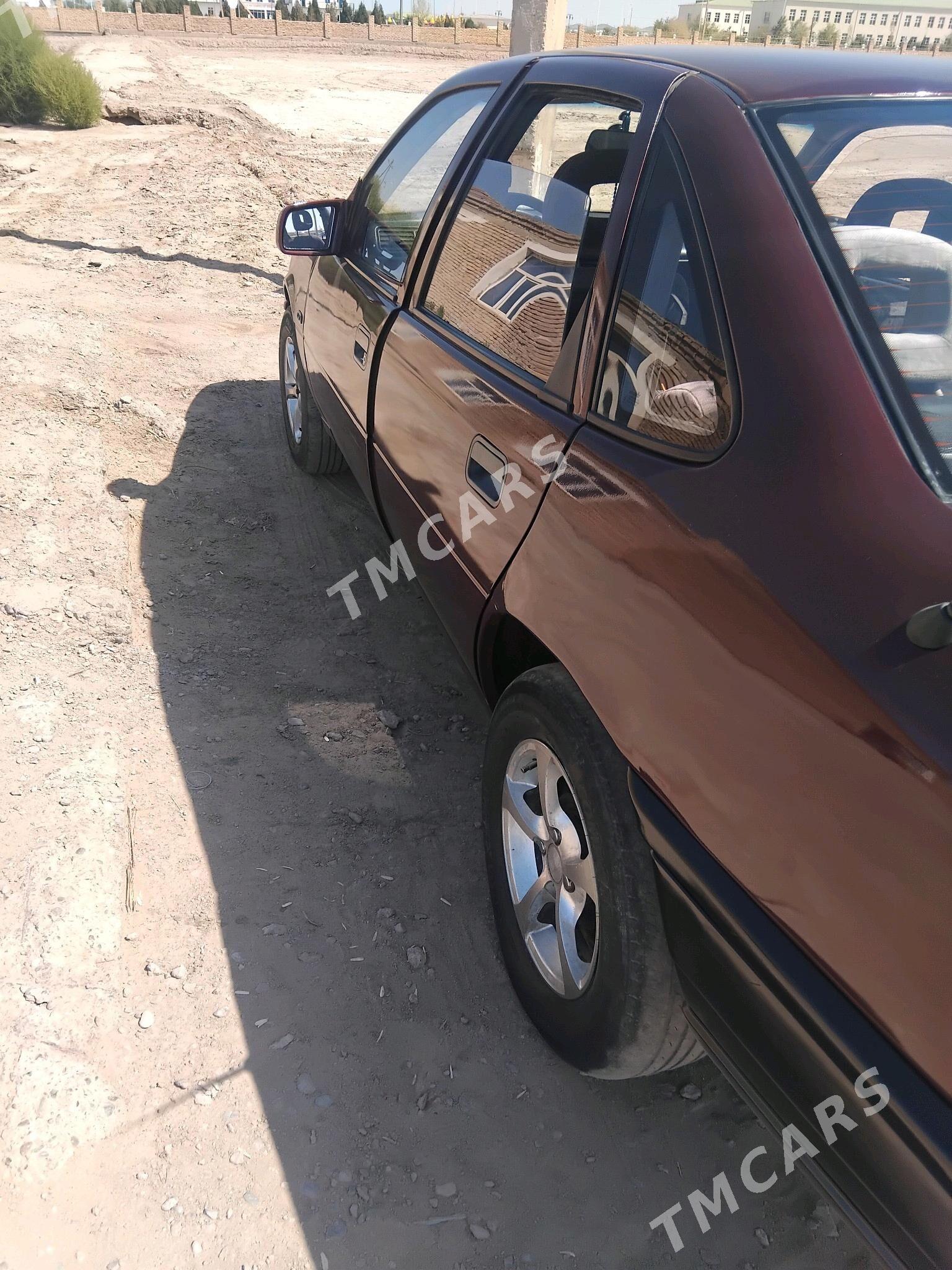 Opel Vectra 1991 - 50 000 TMT - Гороглы (Тагта) - img 3