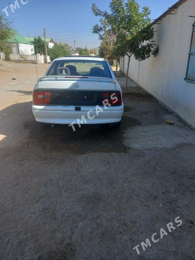Opel Vectra 1994 - 26 000 TMT - Анев - img 2