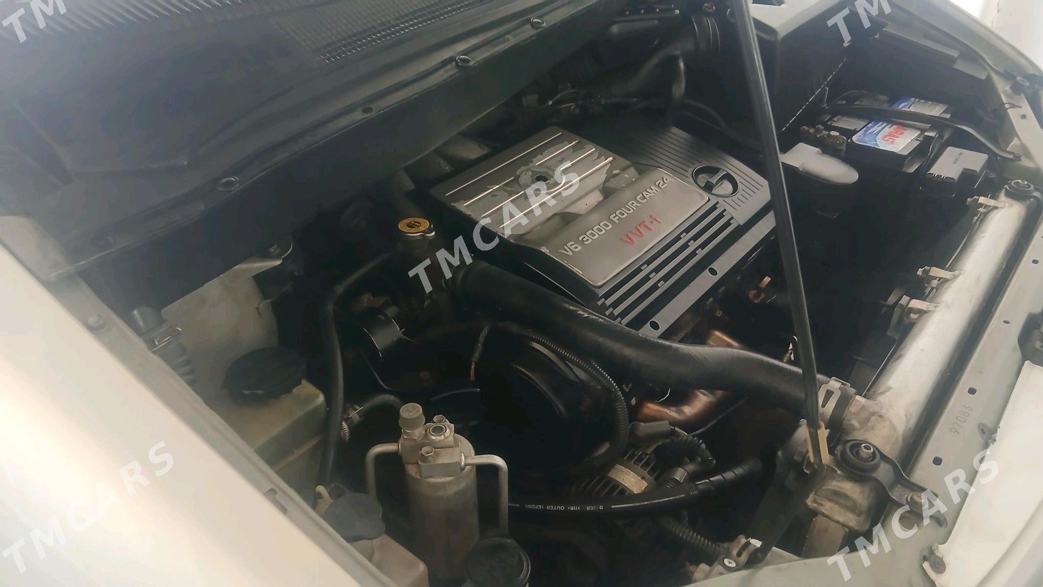 Toyota Sienna 2002 - 170 000 TMT - Мары - img 3