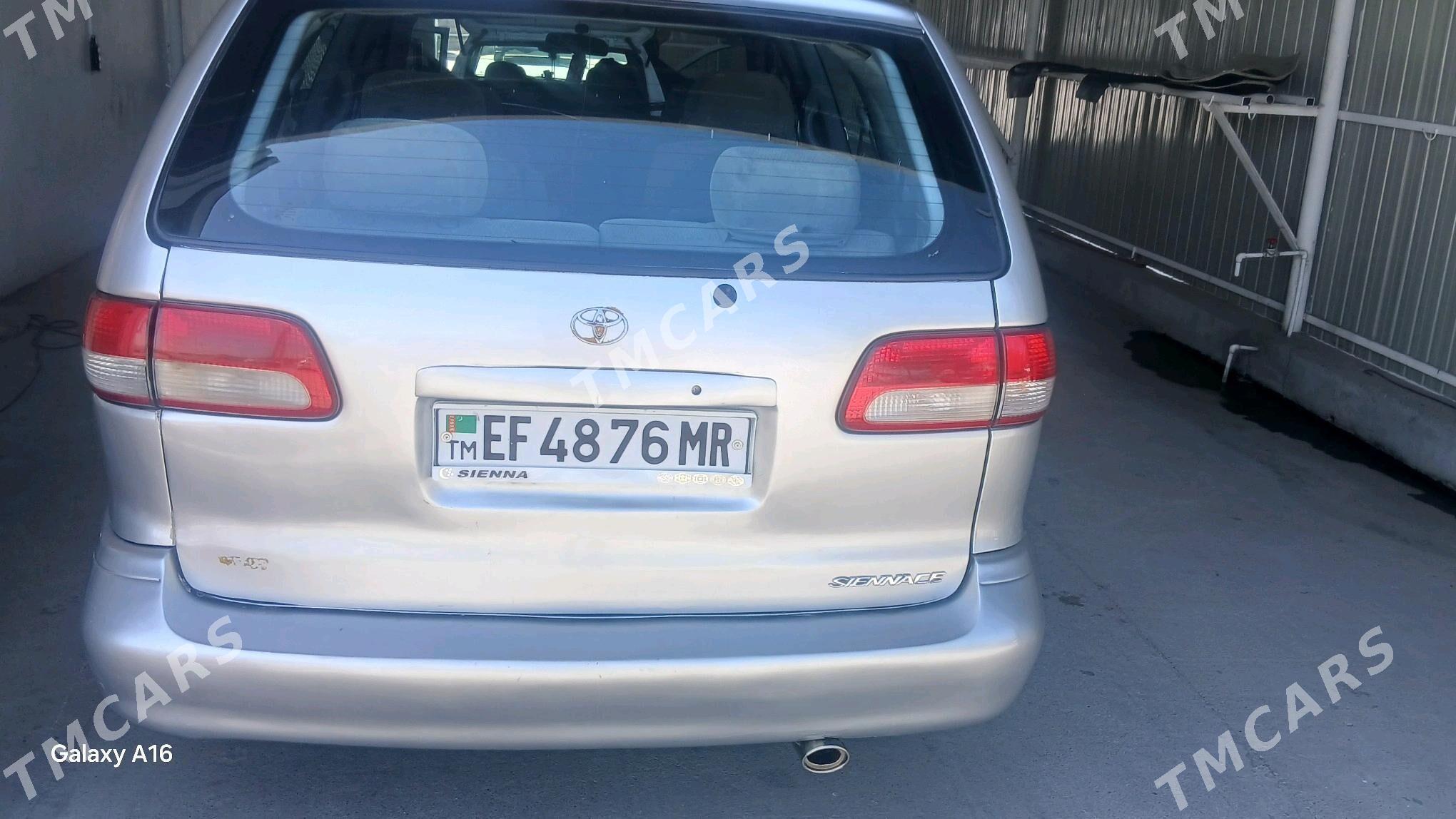Toyota Sienna 2002 - 170 000 TMT - Мары - img 9