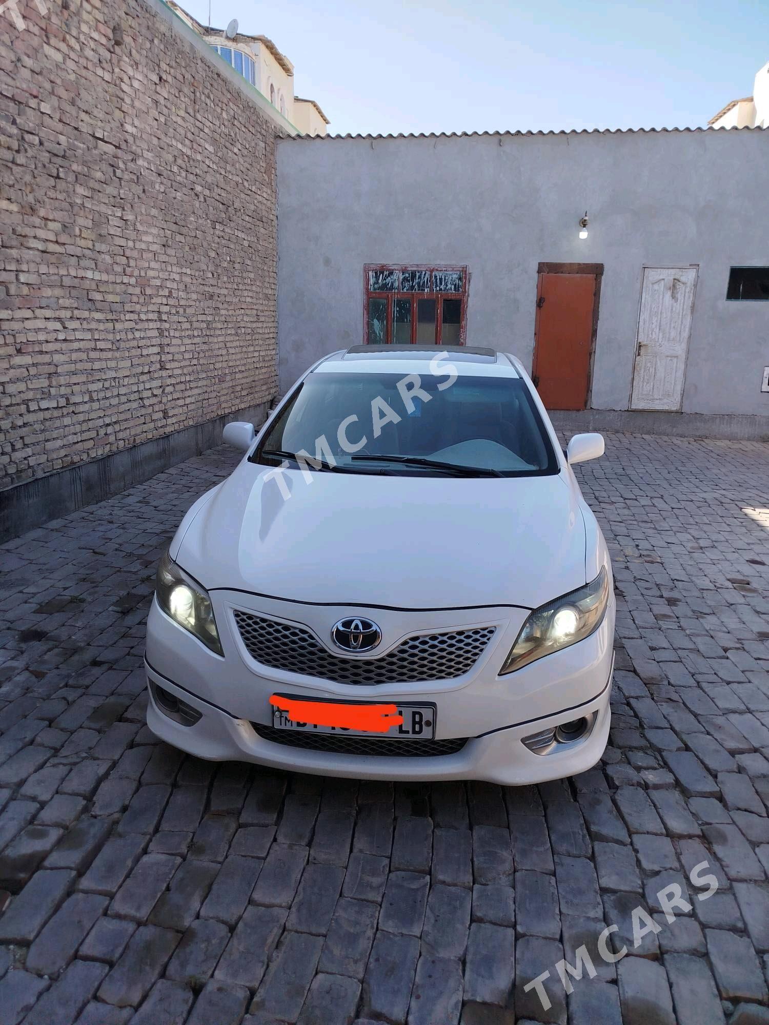 Toyota Camry 2010 - 180 000 TMT - Türkmenabat - img 8