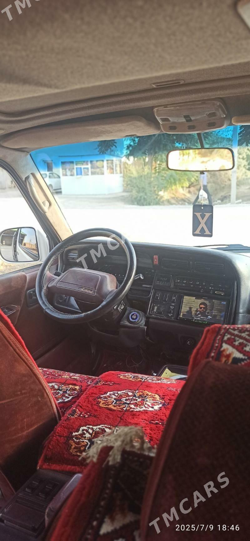 Toyota Hiace 1990 - 100 000 TMT - Mary - img 5