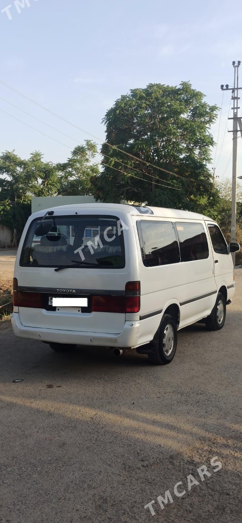 Toyota Hiace 1990 - 100 000 TMT - Mary - img 4