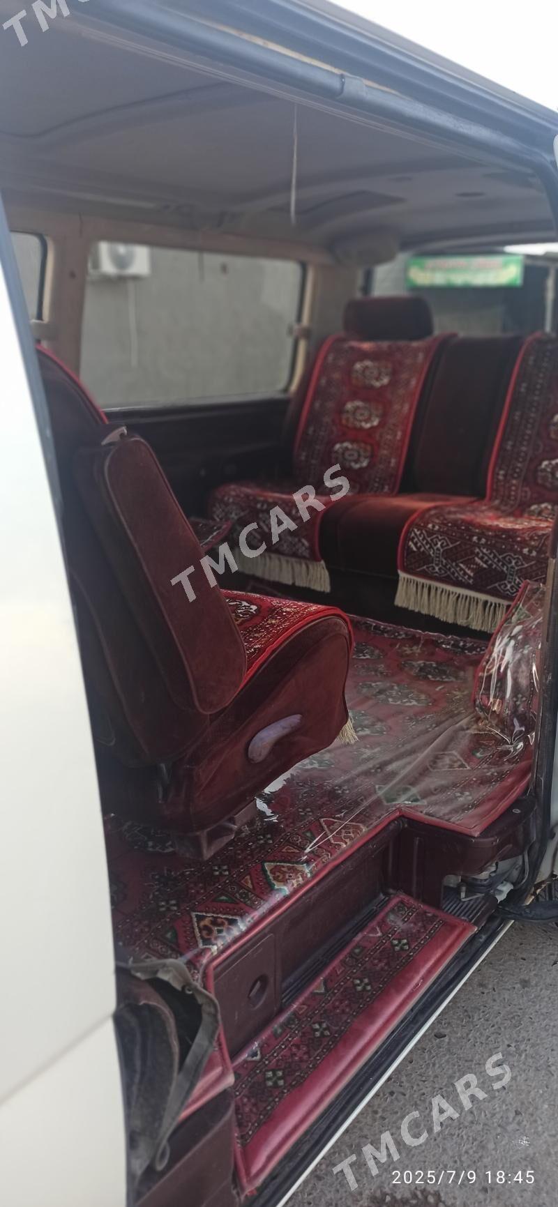 Toyota Hiace 1990 - 100 000 TMT - Mary - img 6
