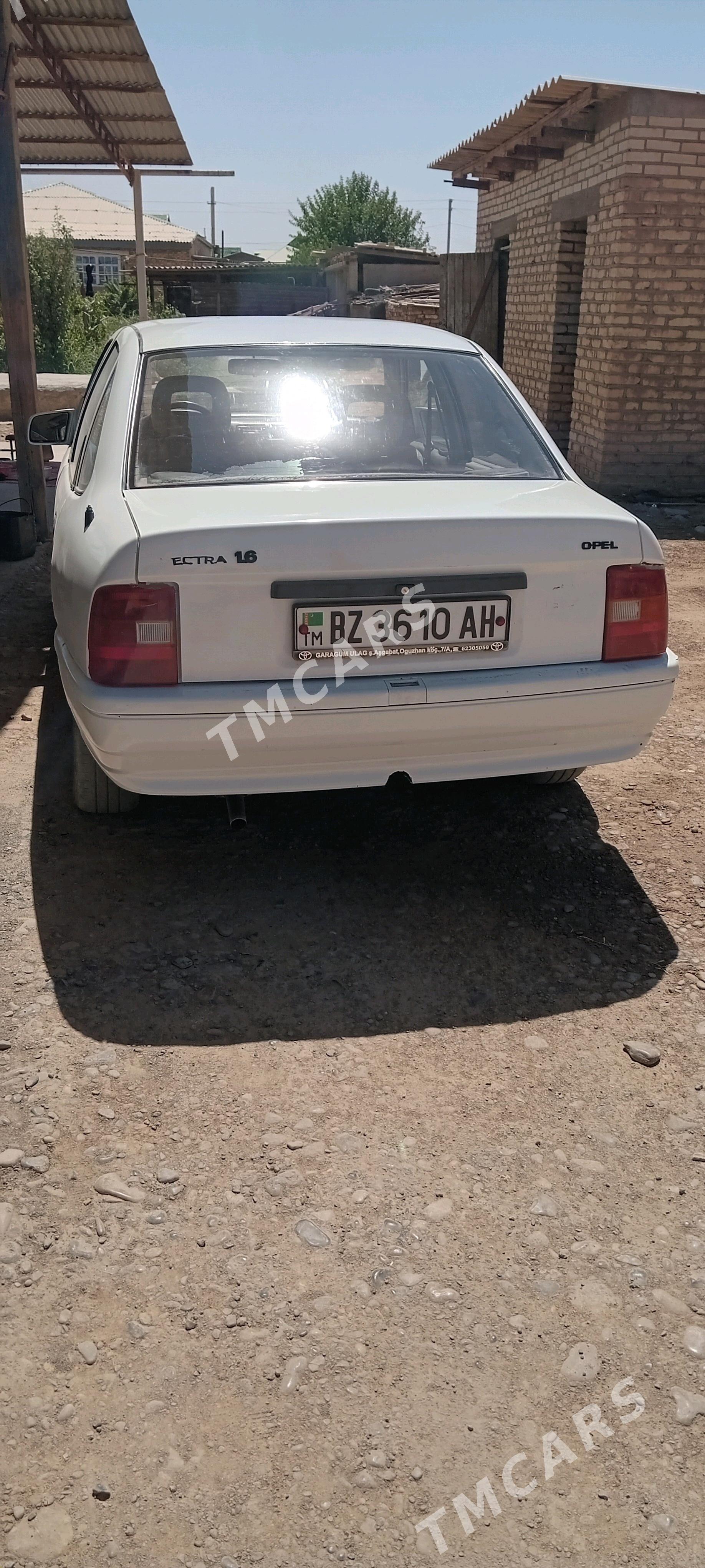 Opel Vectra 1990 - 28 000 TMT - Babadaýhan - img 2