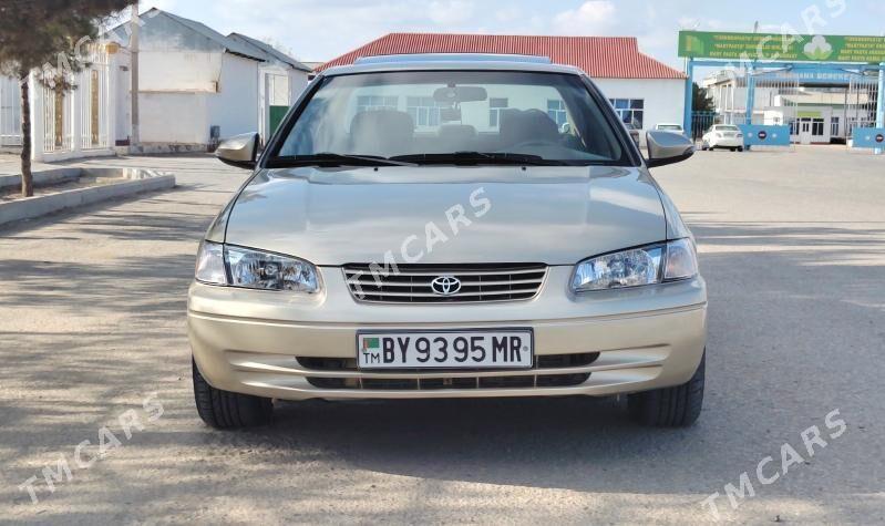 Toyota Camry 1998 - 145 000 TMT - Мары - img 4