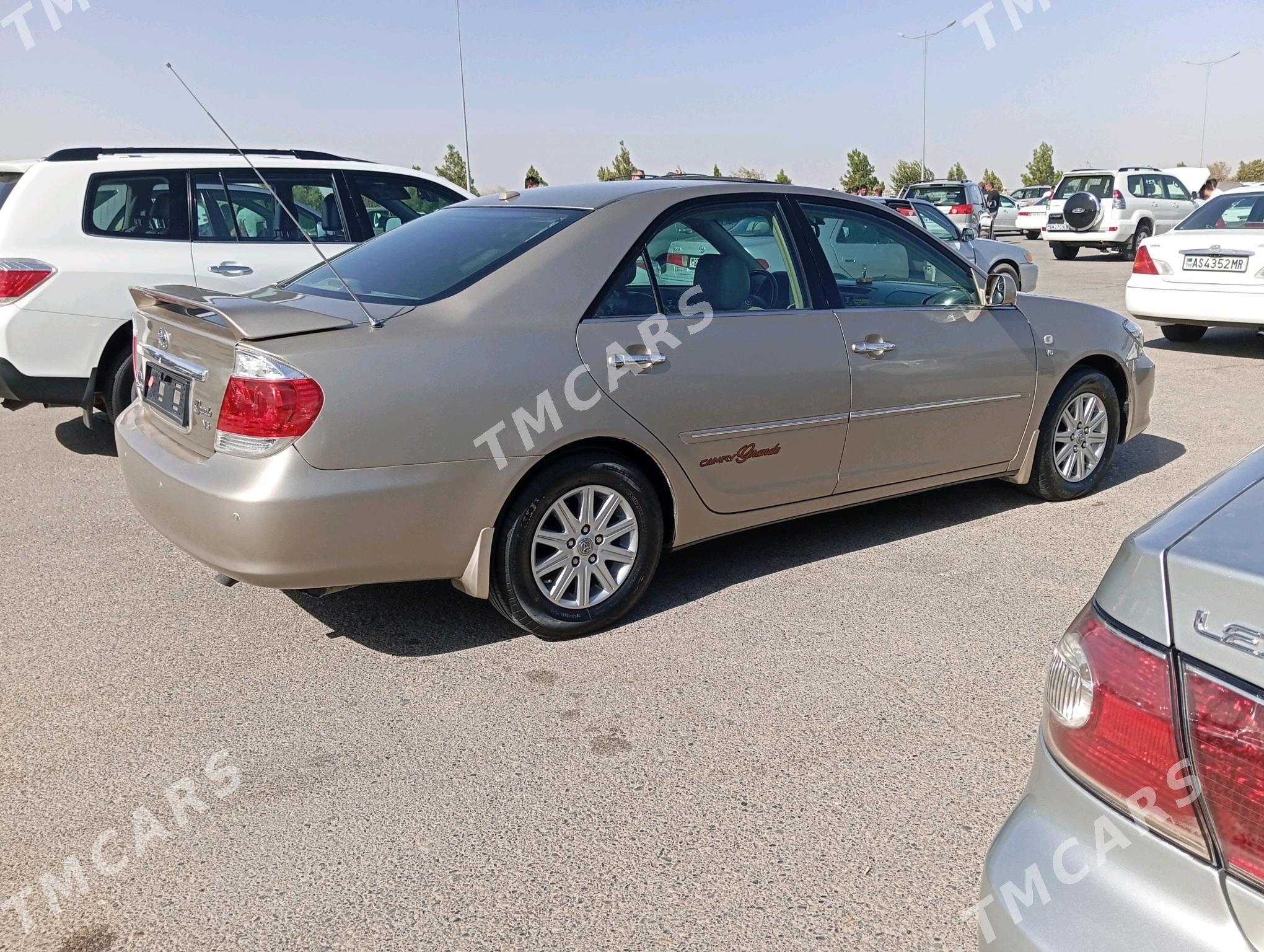 Toyota Camry 2005 - 220 000 TMT - Dänew - img 3