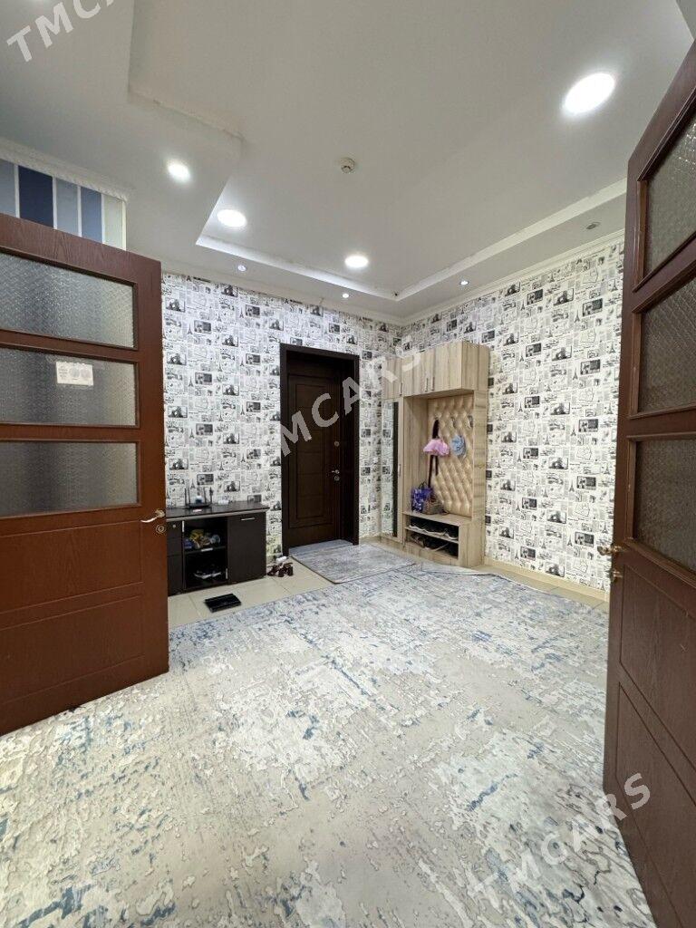 Московская 12/10 этаж 4 ком - Moskowskiý köç. (10 ýyl abadançylyk şaýoly) - img 4