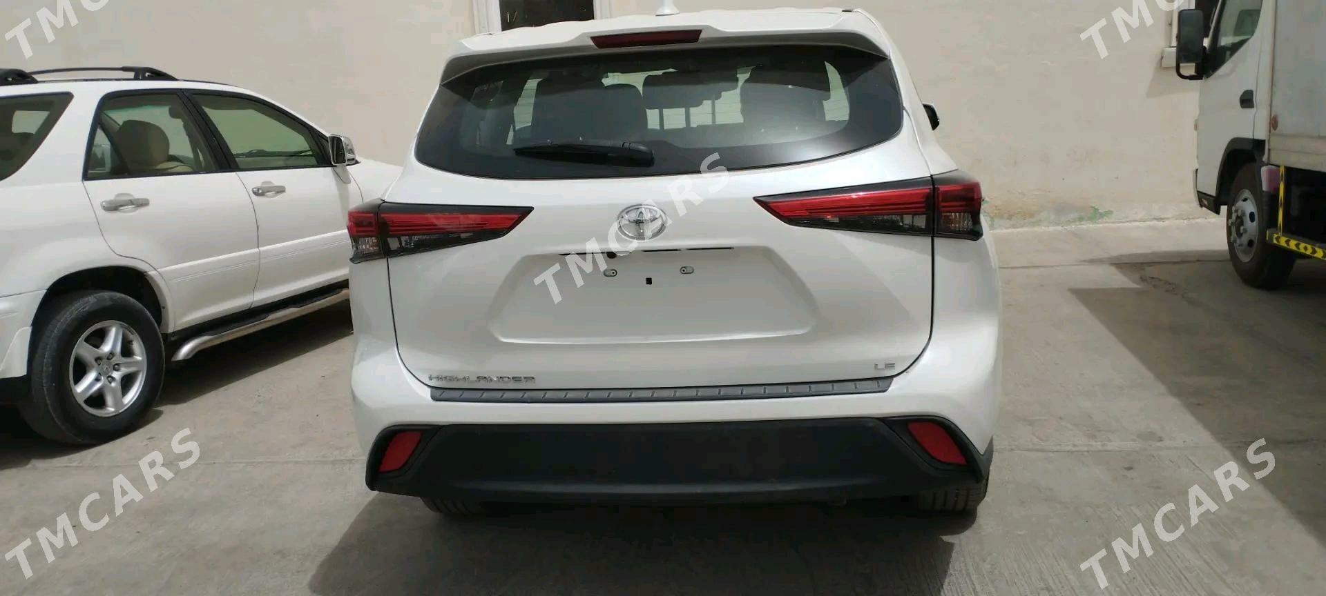 Toyota Highlander 2022 - 480 000 TMT - Балканабат - img 3
