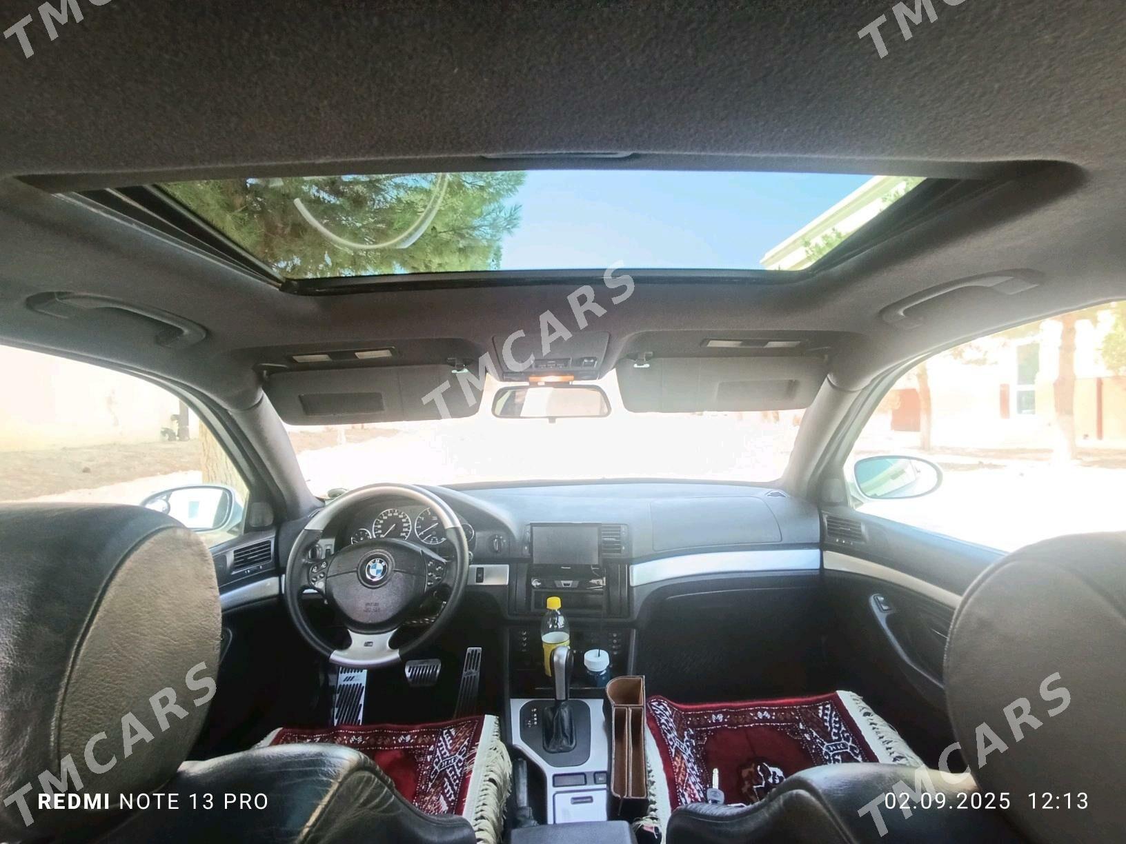 BMW E39 2000 - 160 000 TMT - Gyzylarbat - img 3