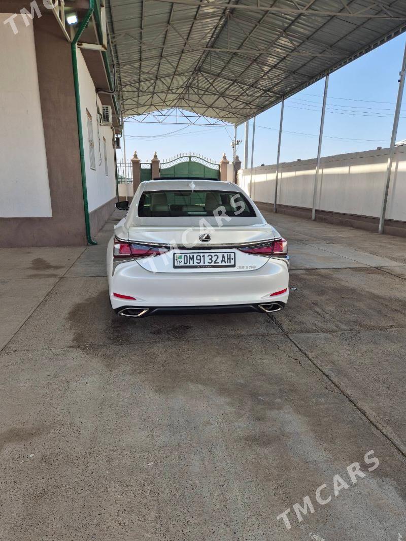 Lexus ES 350 2020 - 545 000 TMT - 11 mkr - img 3