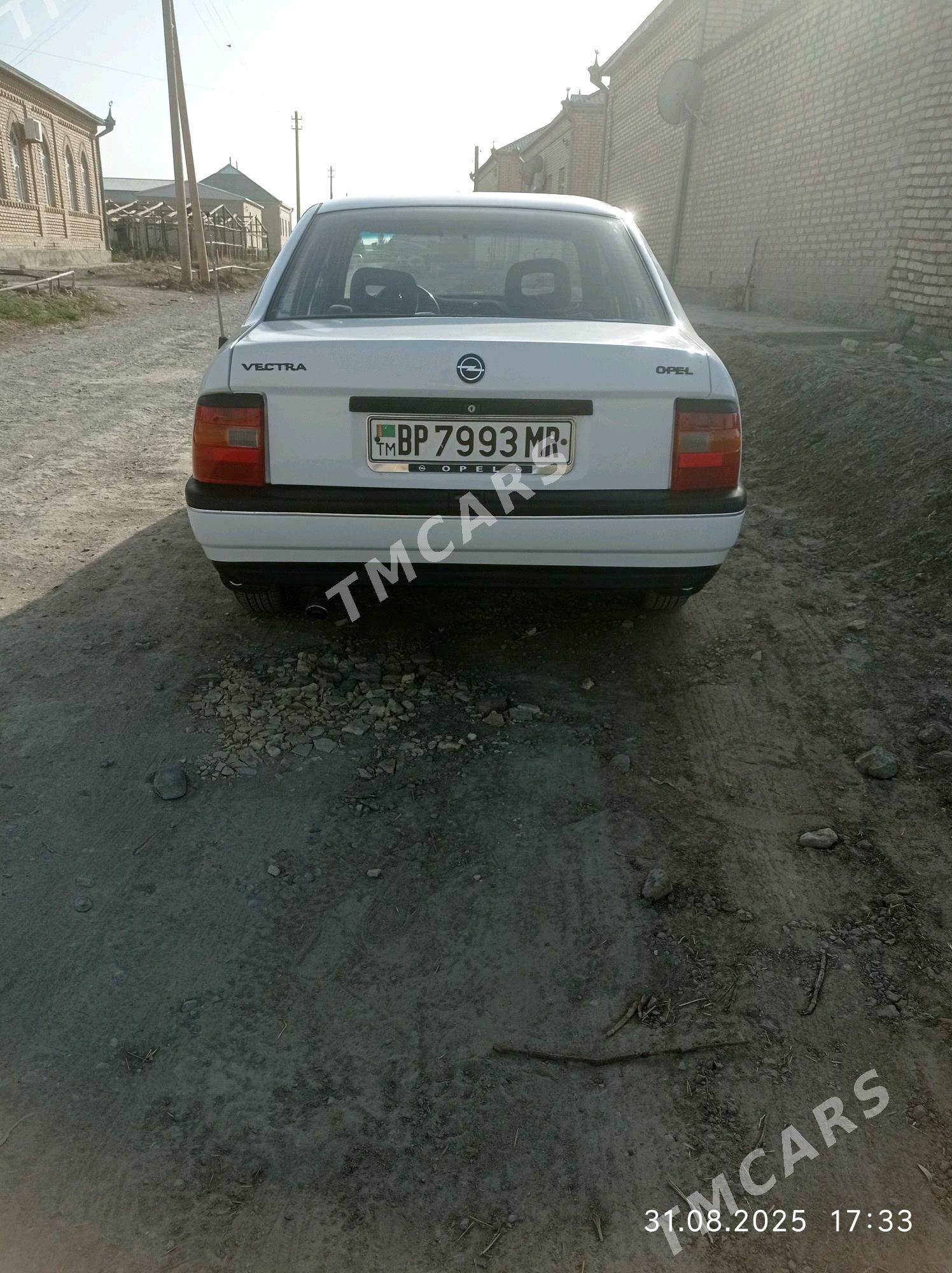 Opel Vectra 1992 - 38 000 TMT - Мары - img 3