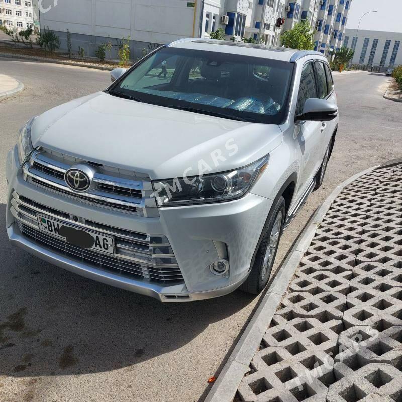 Toyota Highlander 2019 - 510 000 TMT - Ашхабад - img 2