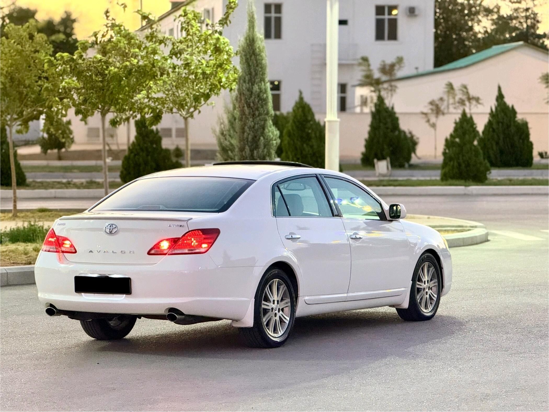Toyota Avalon 2005 - 205 000 TMT - Balkanabat - img 3